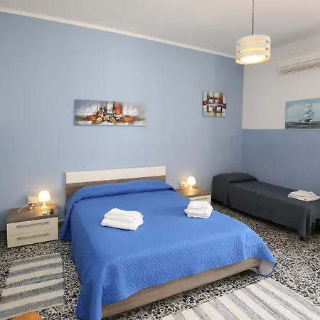 Casa La Marina Di 카스텔사르도