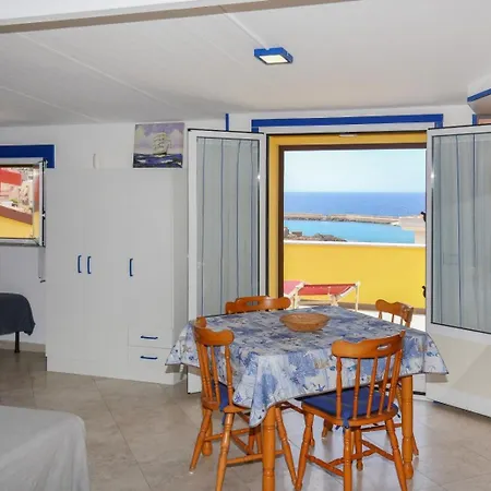 Casa La Marina Di *
