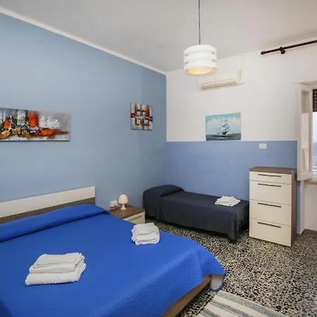 Casa La Marina Di Apartament